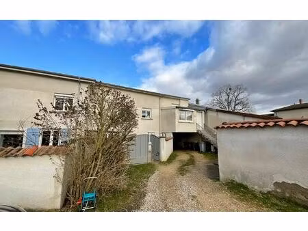 location appartement  m² t-3 à béligneux  770 €