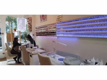 boutique 55 m² paris