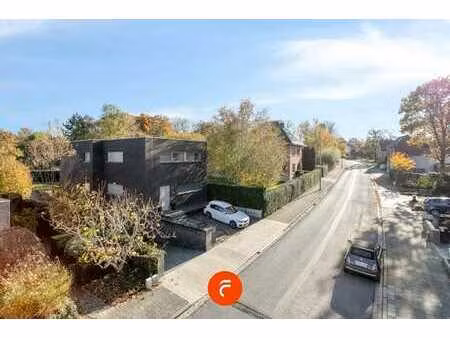 uiterst ruime en moderne woning in het centrum van marke