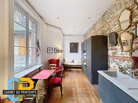 t1 bis - rue raymond iv - 30 66 m² ? cour arborée ? jeanne d'arc / chalets