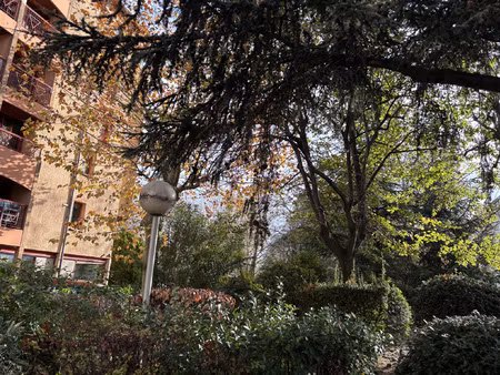 à patte d'oie  rare t5 de 91 m2 avec balcon  ascenseur  doub