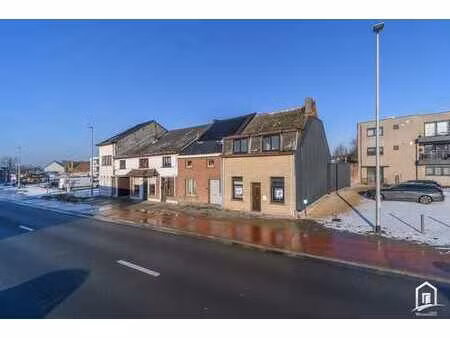 totaal te renoveren gezinswoning te erembodegem