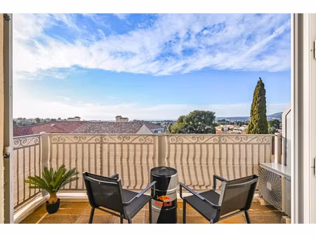 vente appartement 2 pièces 48 m² à allauch (13190)  239 000 €