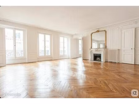 appartement 10 pièces 256 m²