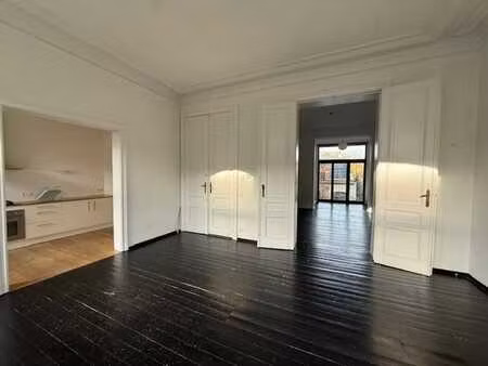 lumineux et spacieux appt 2 chs 103m²