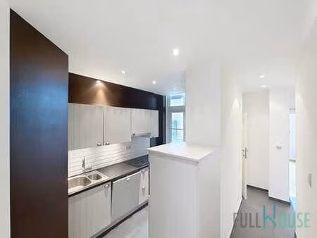 appartement 2 chambre + bureau