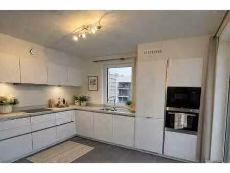 appart 2ch + bureau séparé avec accès direct - rdc- 130m2