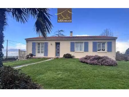 vente maison à bressuire (79300) : à vendre / 99m² bressuire