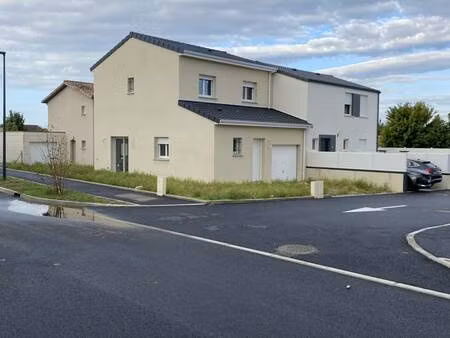 mme. patricia noellet