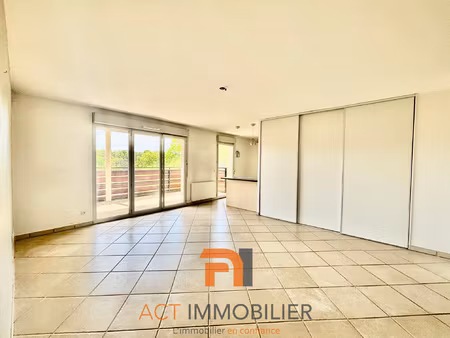 l'arbresle t4 76 m2  2ème  ascenseur  séjour-cuisine 33 m2 