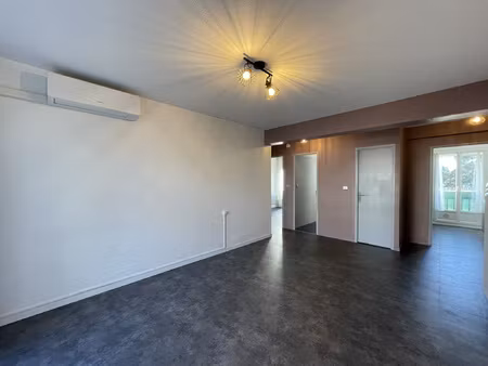 perpignan sud - f3 renove en rez de chaussee