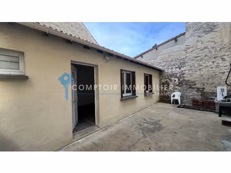 appartement f2 rdc et cave à louer