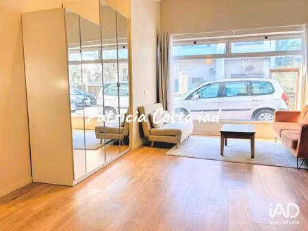 vente commerce 45 m² saint-raphaël (83700)