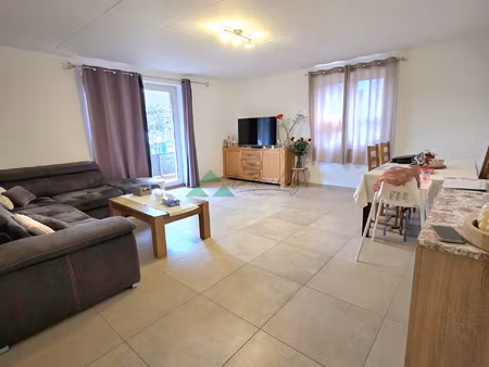 spacieux et lumineux 3 pièces de 82m2