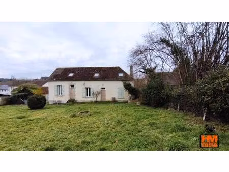 maison de bourg saint hilaire les places