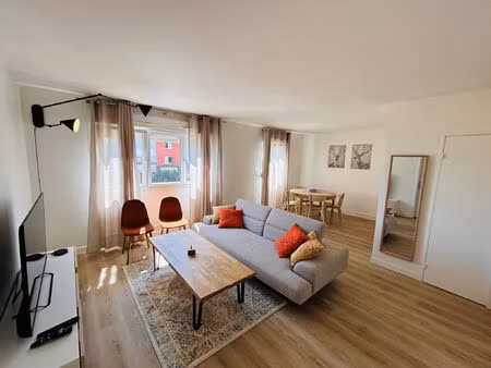 location appartement 3 pièces 64 m² à reims (51100)