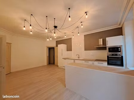 maison 7 pièces 227 m²