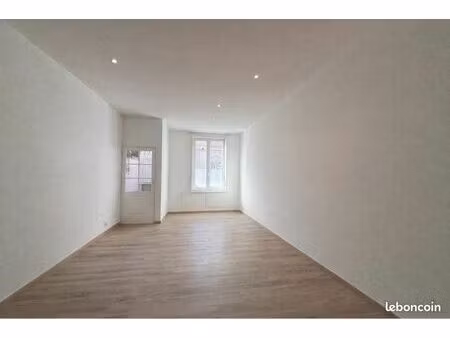 à louer maison 3 chambre