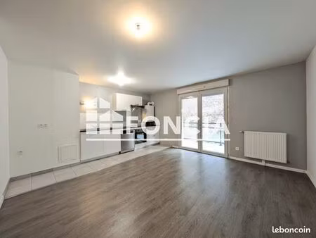 appartement 3 pièces 64 m²