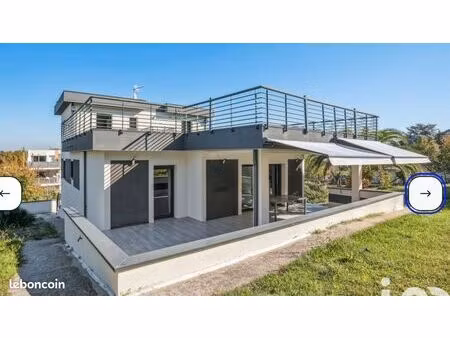 a louer superbe maison à bassens