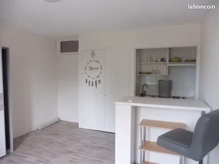 studio 340 euros
