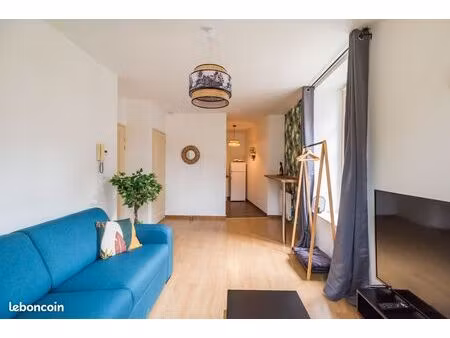 studio 1 pièce 22 m²