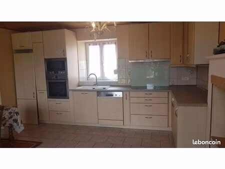 maison individuelle à louer à la campagne