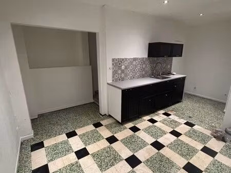 petite maison secteur laon/clairmarais