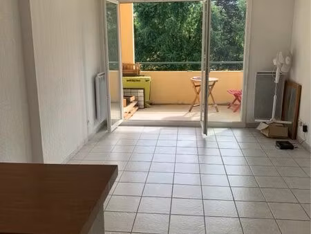 st sigismond - t2 – 36 m2 - terrasse – parking – piscine