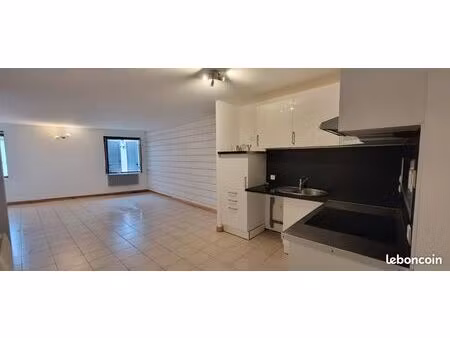 appartement de type3 avec terrasse