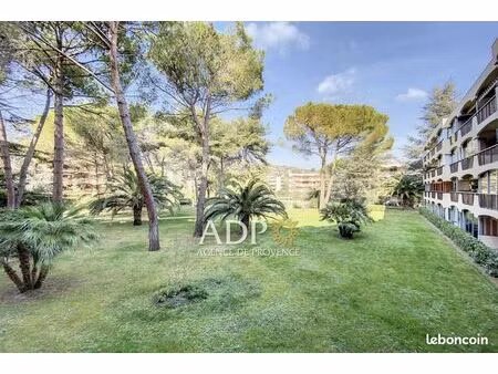 studio 1 pièce 21 m²