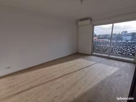 t3 quartier la vache dans petit collectif au calme dernier étage  clim et parking