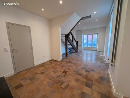 maison 5 pièces 161 m²