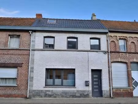 perfecte starterswoning of opbrengstwoning op topligging.