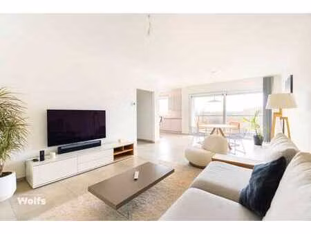 bel appartement avec terrasse et emplacement de parking !