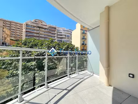 vente appartement 3 pièces 56 m² à beausoleil (06240)  550 000 €
