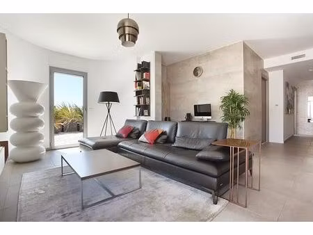 vente appartement 1 pièce 43 m² brignoles (83170)