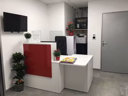 vente commerce 80 m² le pradet (83220)