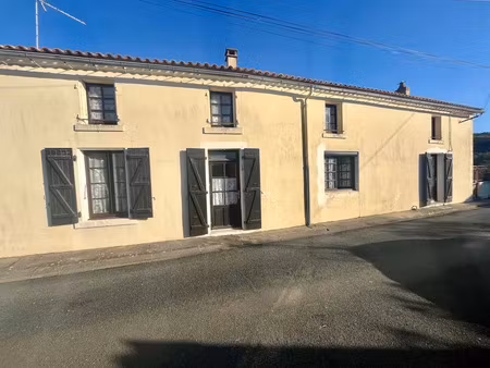 vente maison 4 pièces 140 m² le gué-de-velluire (85770)