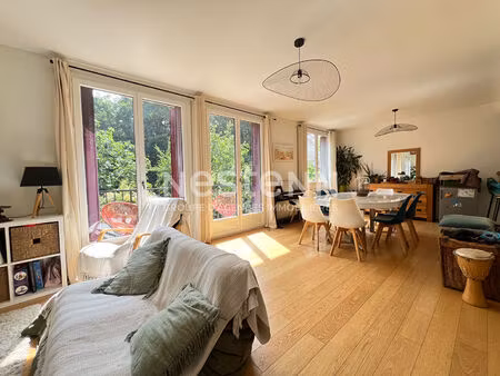 nestenn igny - 8 pièces - 5 chambres - jardin - garage - environnement calme  à 20 minutes