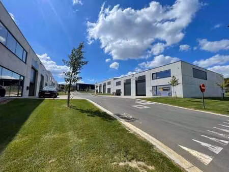 unité pme (246 m²) à vendre à charleroi
