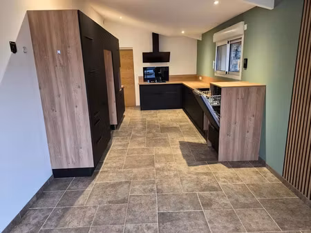 vente maison 4 pièces 130 m² à montsûrs (53150)  233 200 €