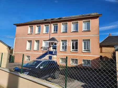 vente immeuble à saint-pierre-lès-elbeuf (76320) : à vendre / 420m² saint-pierre-lès-elbeu