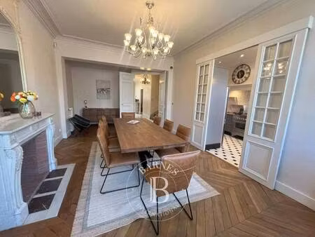 hôtel particulier à vendre