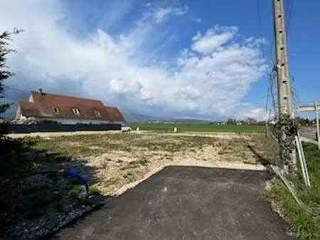 terrain constructible viabilisé à vendre