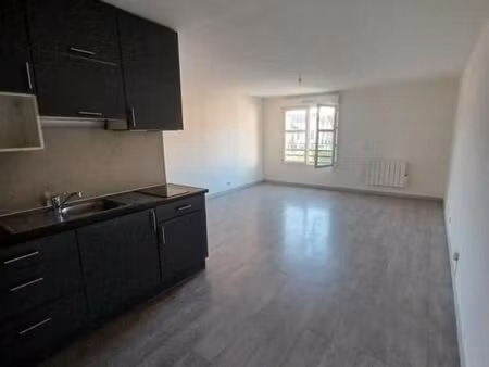 location appartement 1 pièce 34 m² à saint-denis (93200)