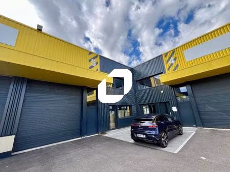 local d'activités à vendre