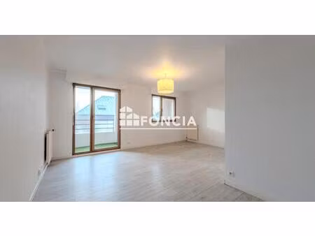 brest - gambetta / gare - appartement t3 avec ascenseur  parking en sous-sol et balcons