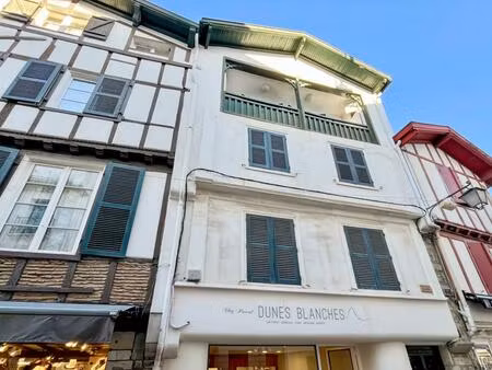 appartement 3 pièces de 52 m² à saint-jean-de-luz