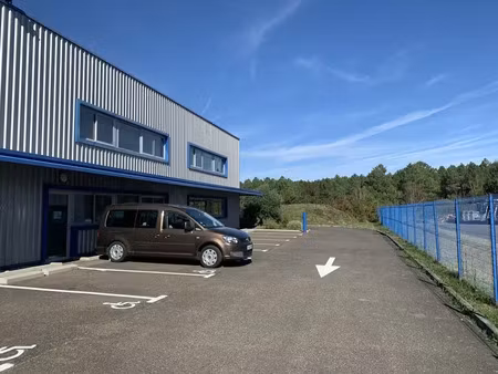 mixte activites-bureaux a louer